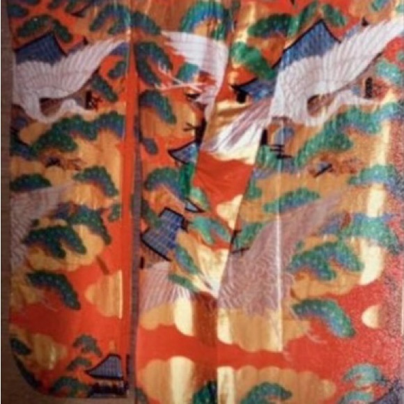 Antique wedding kimono. Over 100 yrs old - Picture 6 of 7